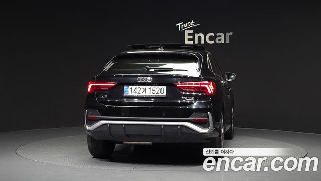 Audi Q3 2020 — photo 4
