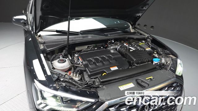Audi Q3 2020 — photo 6