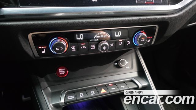 Audi Q3 2020 — photo 17