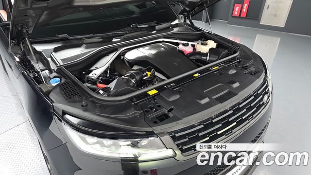 Land Rover Range Rover Sport 2025 — photo 6