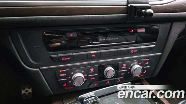 Audi A6 2016 — photo 17
