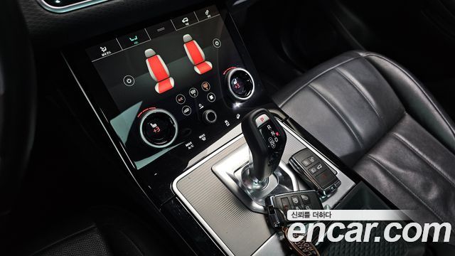 Land Rover Range Rover Evoque 2020 — photo 12