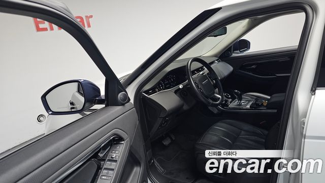 Land Rover Range Rover Evoque 2020 — photo 13