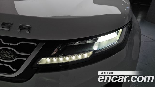 Land Rover Range Rover Evoque 2020 — photo 8