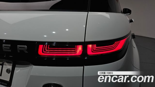 Land Rover Range Rover Evoque 2020 — photo 9
