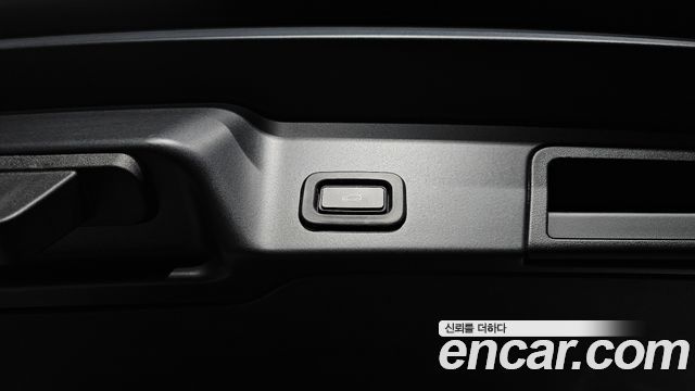 Land Rover Range Rover Evoque 2020 — photo 19