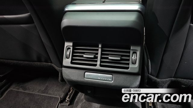 Land Rover Range Rover Evoque 2020 — photo 23