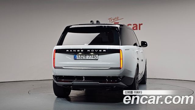 Land Rover Range Rover 2025 — photo 4