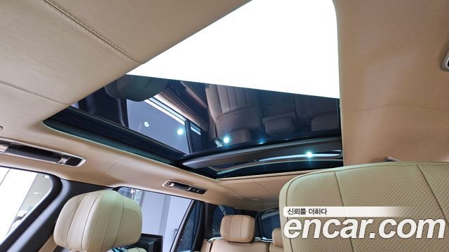 Land Rover Range Rover 2025 — photo 25