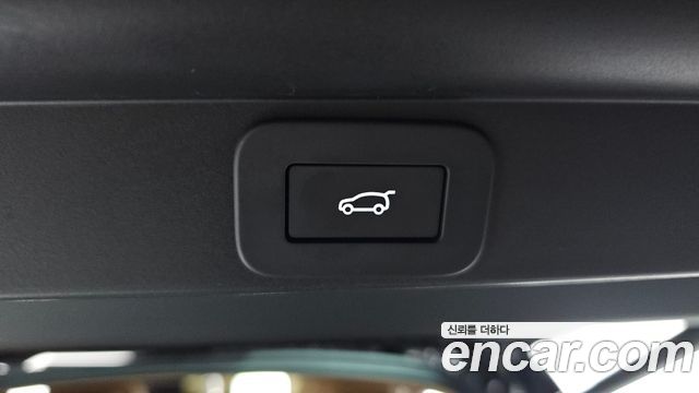 Land Rover Range Rover 2025 — photo 33