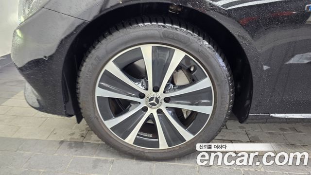 Mercedes-Benz E-Class 2019 — photo 5