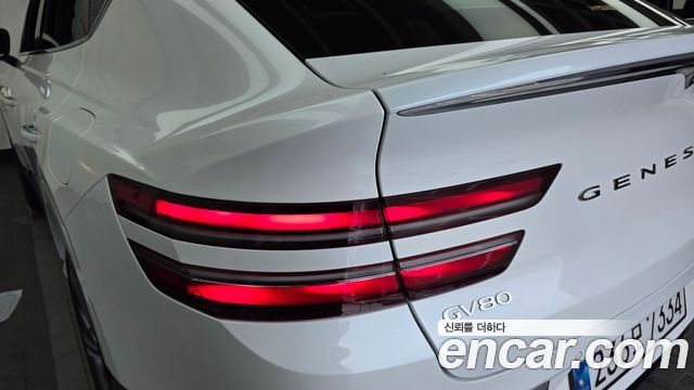 Genesis GV80 2024 — photo 9