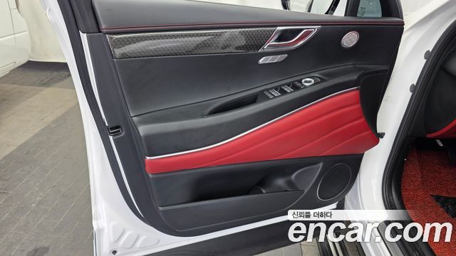 Genesis GV80 2024 — photo 14