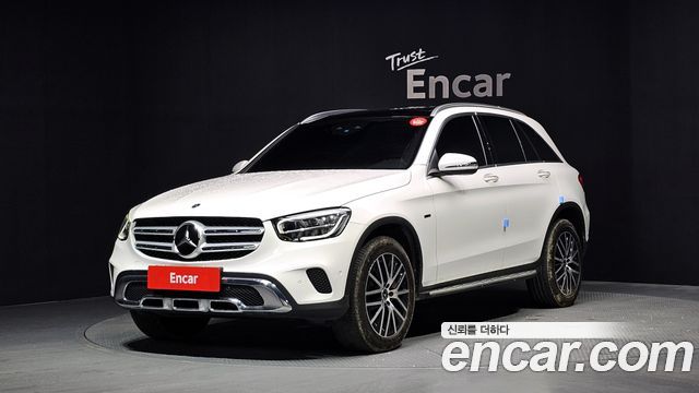 Mercedes-Benz GLC-Class 2021 — photo 1