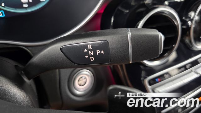 Mercedes-Benz GLC-Class 2021 — photo 12