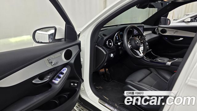 Mercedes-Benz GLC-Class 2021 — photo 13