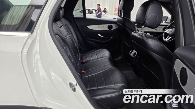 Mercedes-Benz GLC-Class 2021 — photo 18