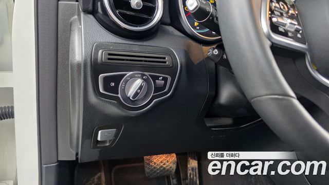 Mercedes-Benz GLC-Class 2021 — photo 22