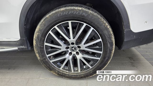 Mercedes-Benz GLC-Class 2021 — photo 7