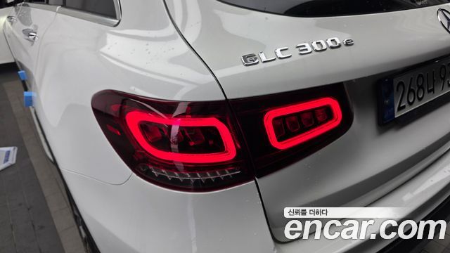 Mercedes-Benz GLC-Class 2021 — photo 9