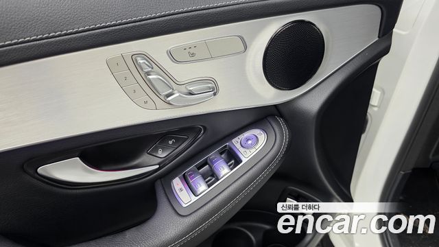 Mercedes-Benz GLC-Class 2021 — photo 29