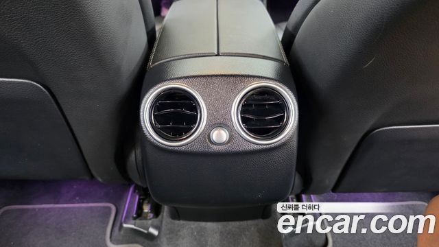 Mercedes-Benz GLC-Class 2021 — photo 31