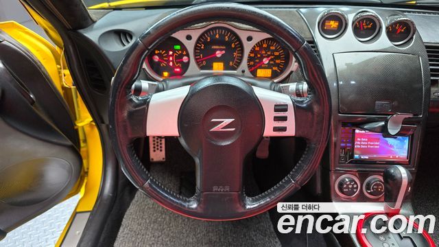 Nissan 350Z 2004 — photo 12