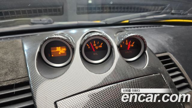 Nissan 350Z 2004 — photo 15