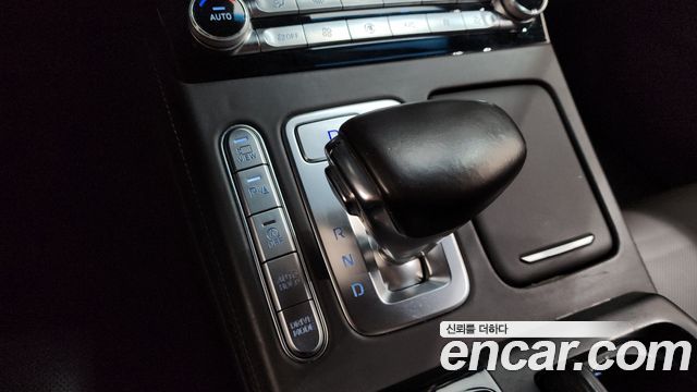 Genesis G90 2019 — photo 9