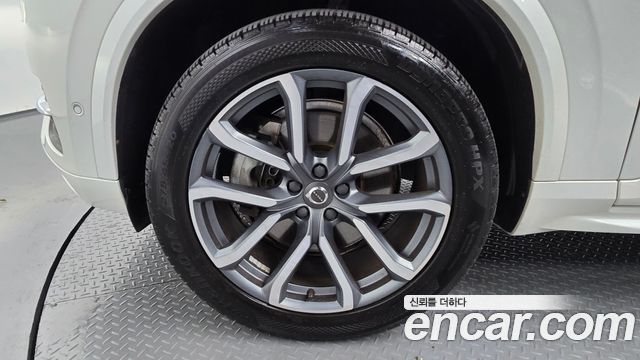 Volvo XC90 2019 — photo 5