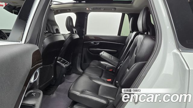 Volvo XC90 2019 — photo 12