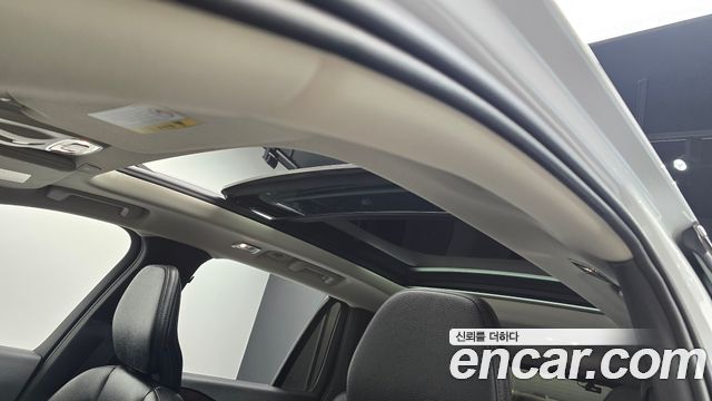 Volvo XC90 2019 — photo 18