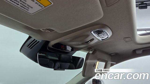 Volvo XC90 2019 — photo 19