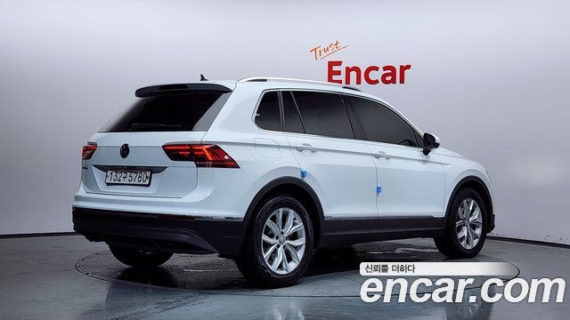 Volkswagen Tiguan 2020 — photo 2