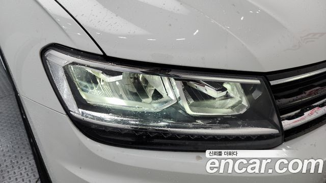 Volkswagen Tiguan 2020 — photo 8