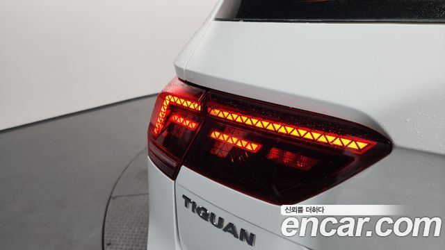 Volkswagen Tiguan 2020 — photo 9