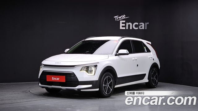 Kia Niro 2022 — photo 1