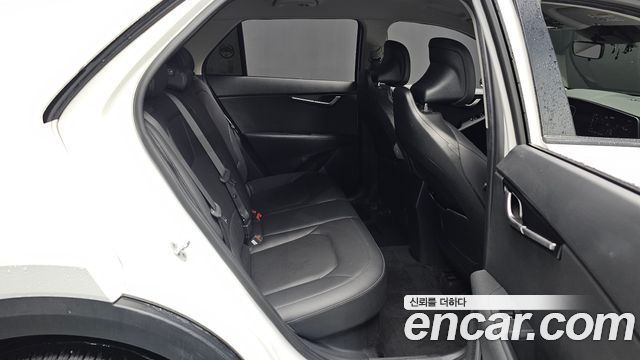 Kia Niro 2022 — photo 17