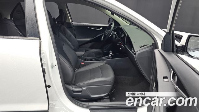Kia Niro 2022 — photo 16
