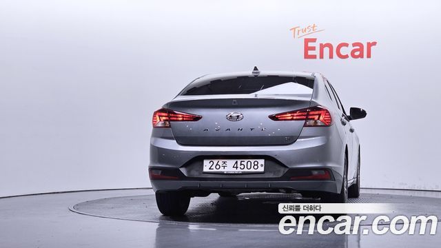 Hyundai AVANTE 2019 — photo 4