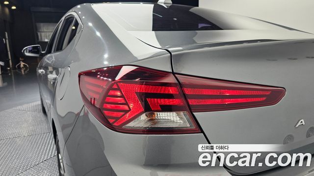 Hyundai AVANTE 2019 — photo 9