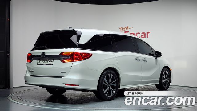 Honda Odyssey 2020 — photo 2