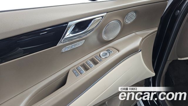 Genesis GV80 2023 — photo 16