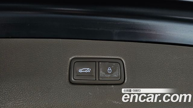 Genesis GV80 2023 — photo 17