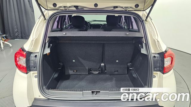 Renault Korea QM3 2015 — photo 14
