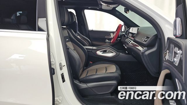 Mercedes-Benz GLE-Class 2020 — photo 17