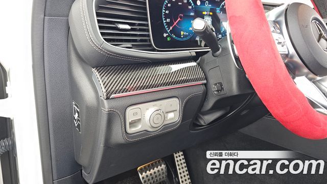 Mercedes-Benz GLE-Class 2020 — photo 29