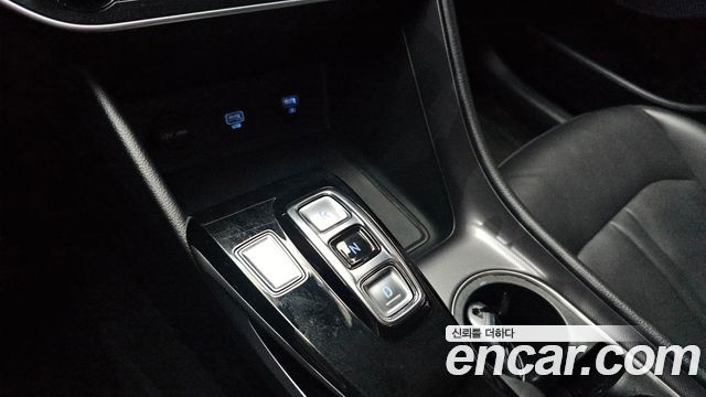 Hyundai Sonata 2022 — photo 12