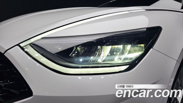 Hyundai Sonata 2022 — photo 8
