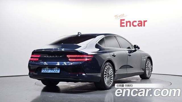 Genesis G80 2022 — photo 2